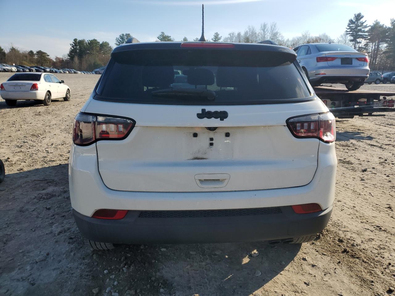 2018 Jeep Compass Latitude VIN: 3C4NJCBB0JT409560 Lot: 91606815