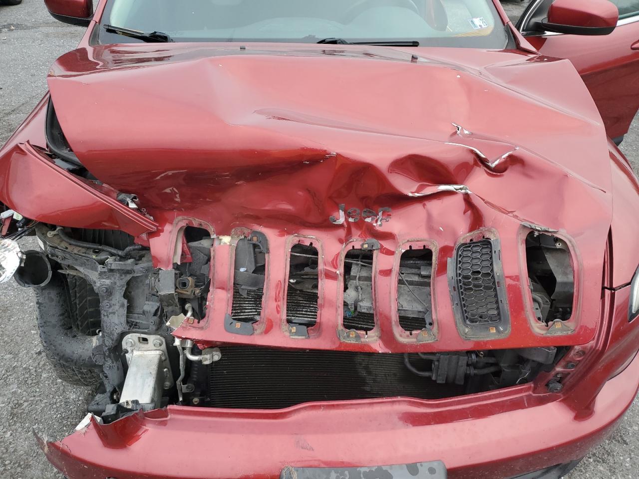 2014 Jeep Cherokee Latitude VIN: 1C4PJMCS8EW141452 Lot: 93832495