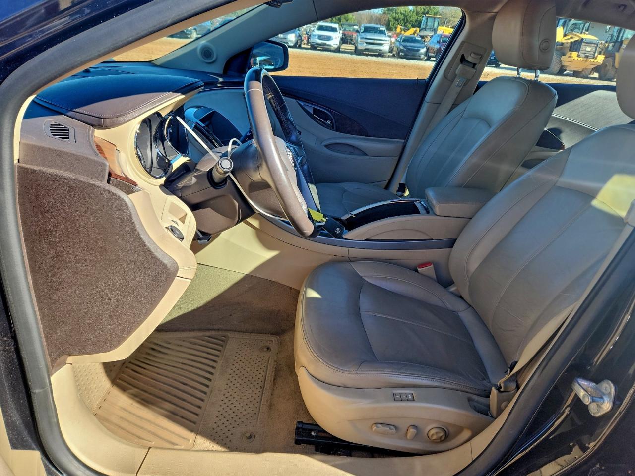 2011 Buick Lacrosse Cxl VIN: 1G4GC5EC2BF383747 Lot: 94375565