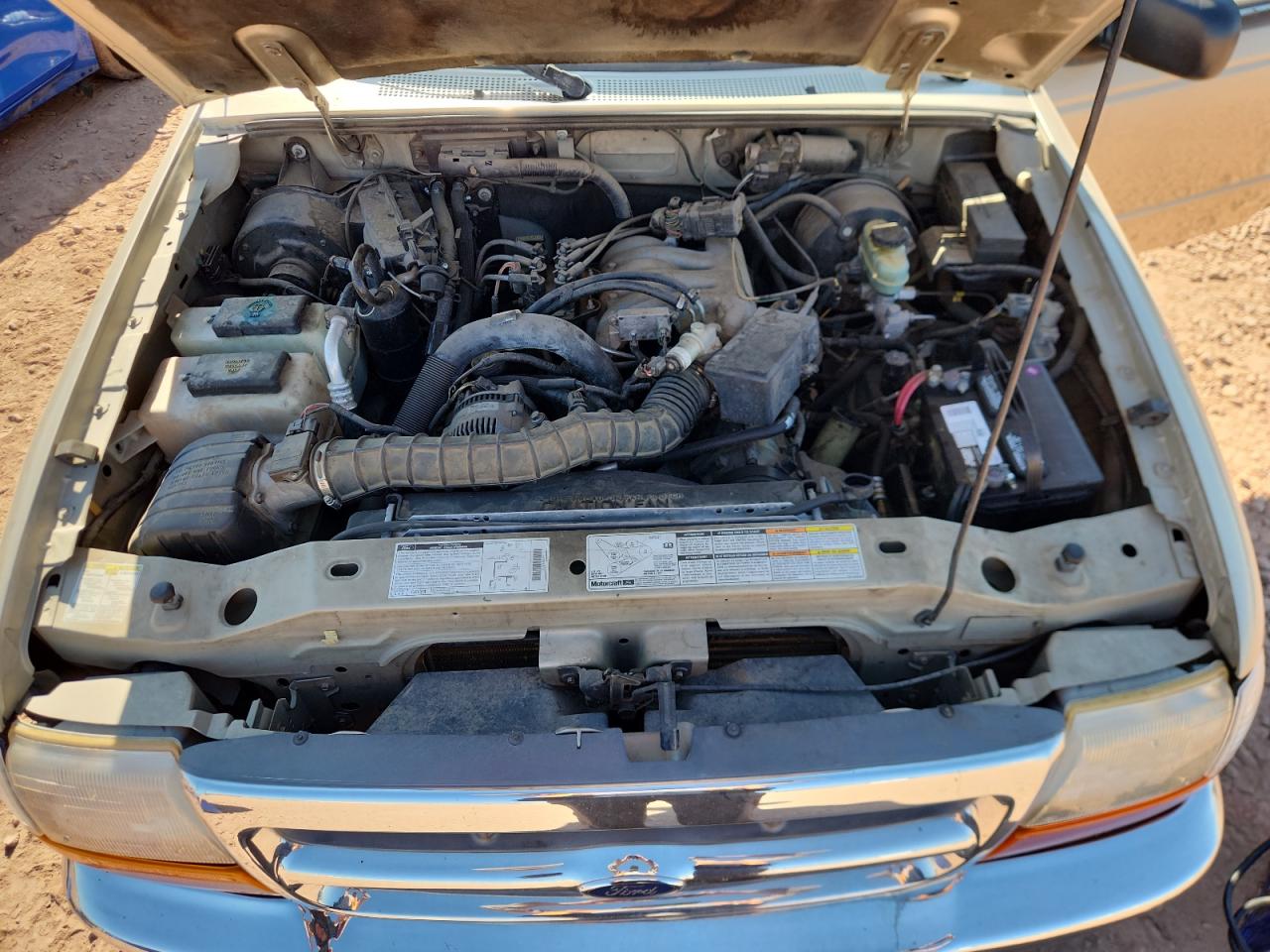 2000 Ford Ranger Super Cab VIN: 1FTYR14V5YPA85585 Lot: 92886985