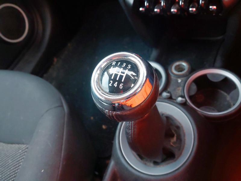 2011 MINI HATCHBACK 1.6 COOPER D PIMLICO 3DR