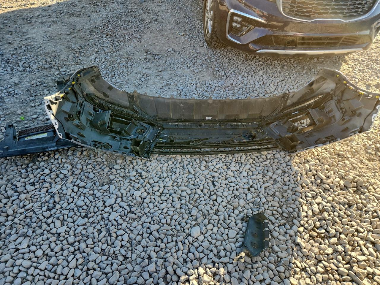 2017 Audi Q7 Premium Plus VIN: WA1LAAF7XHD001661 Lot: 93980335