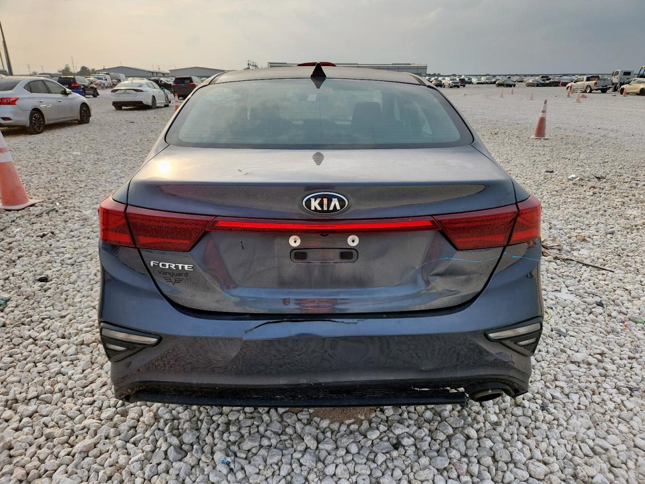 2020 Kia Forte Fe VIN: 3KPF24AD4LE179006 Lot: 93317425