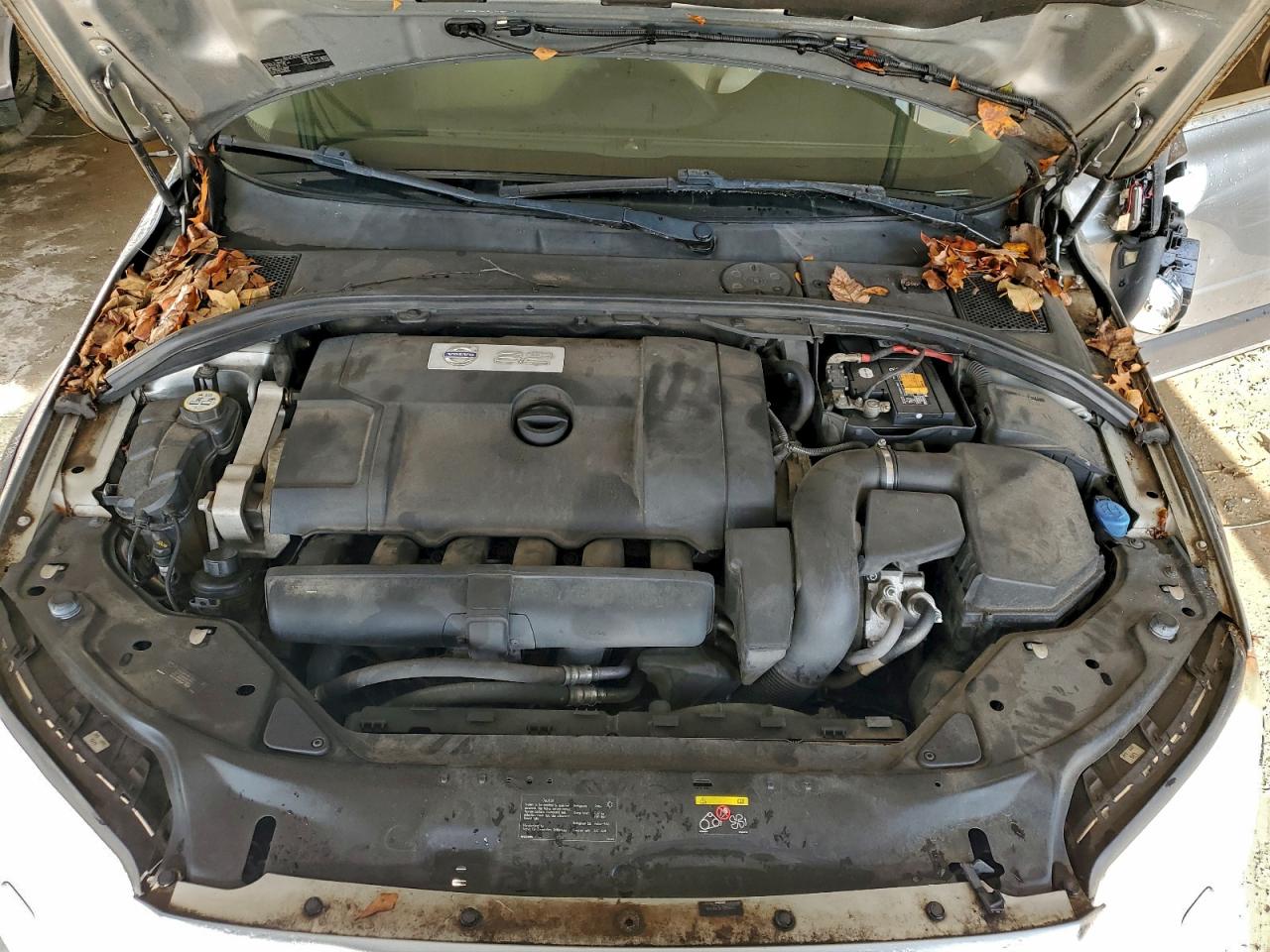 2012 Volvo Xc70 3.2 VIN: YV4952BLXC1132450 Lot: 94485135