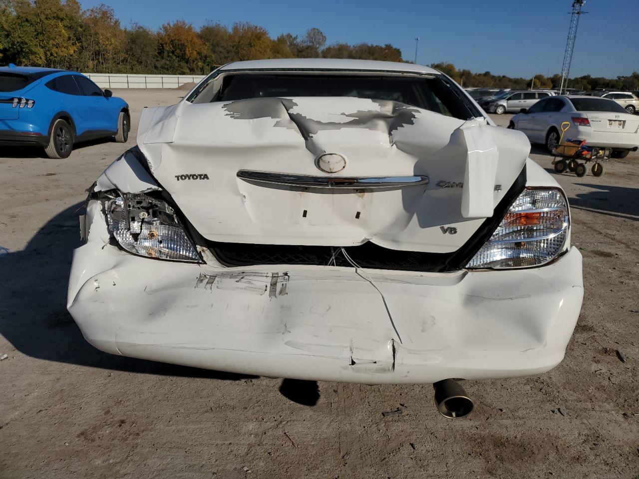 2003 Toyota Camry Le VIN: 4T1BF32K13U060269 Lot: 91975215