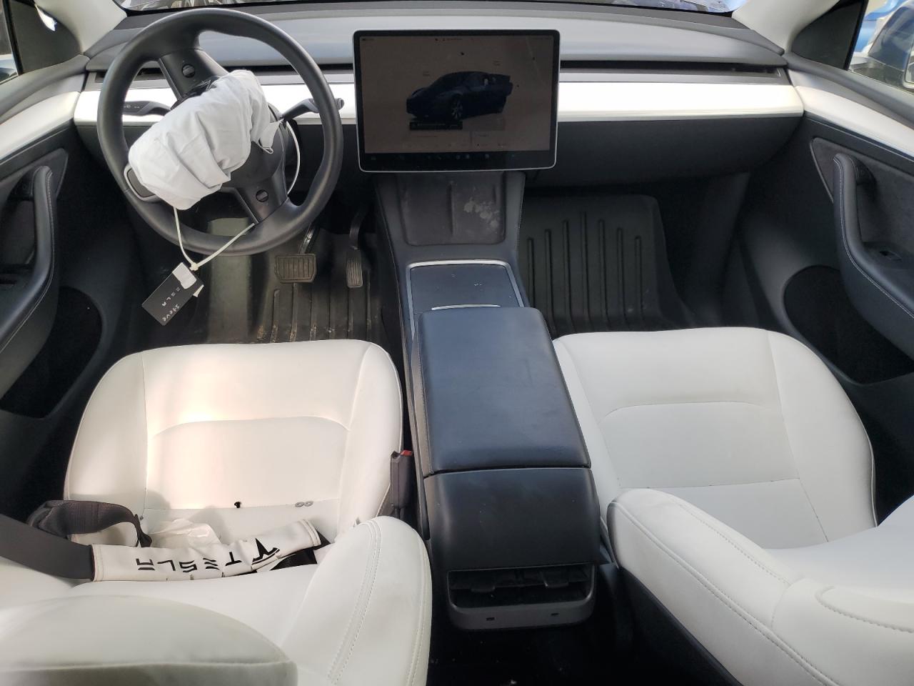 2023 Tesla Model Y VIN: 7SAYGDEE9PF622783 Lot: 90691015