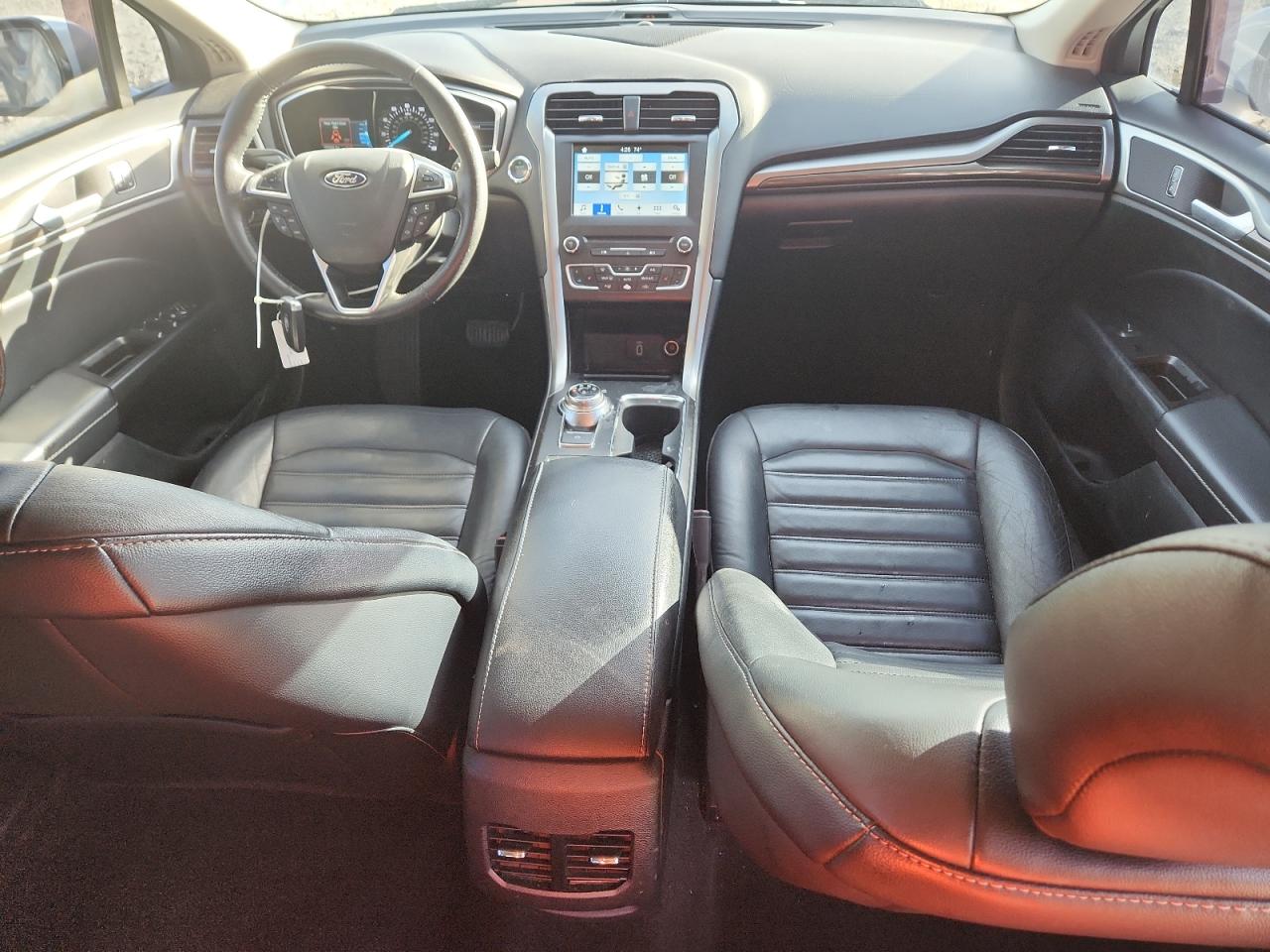 2017 Ford Fusion Se VIN: 3FA6P0H94HR220851 Lot: 92067525