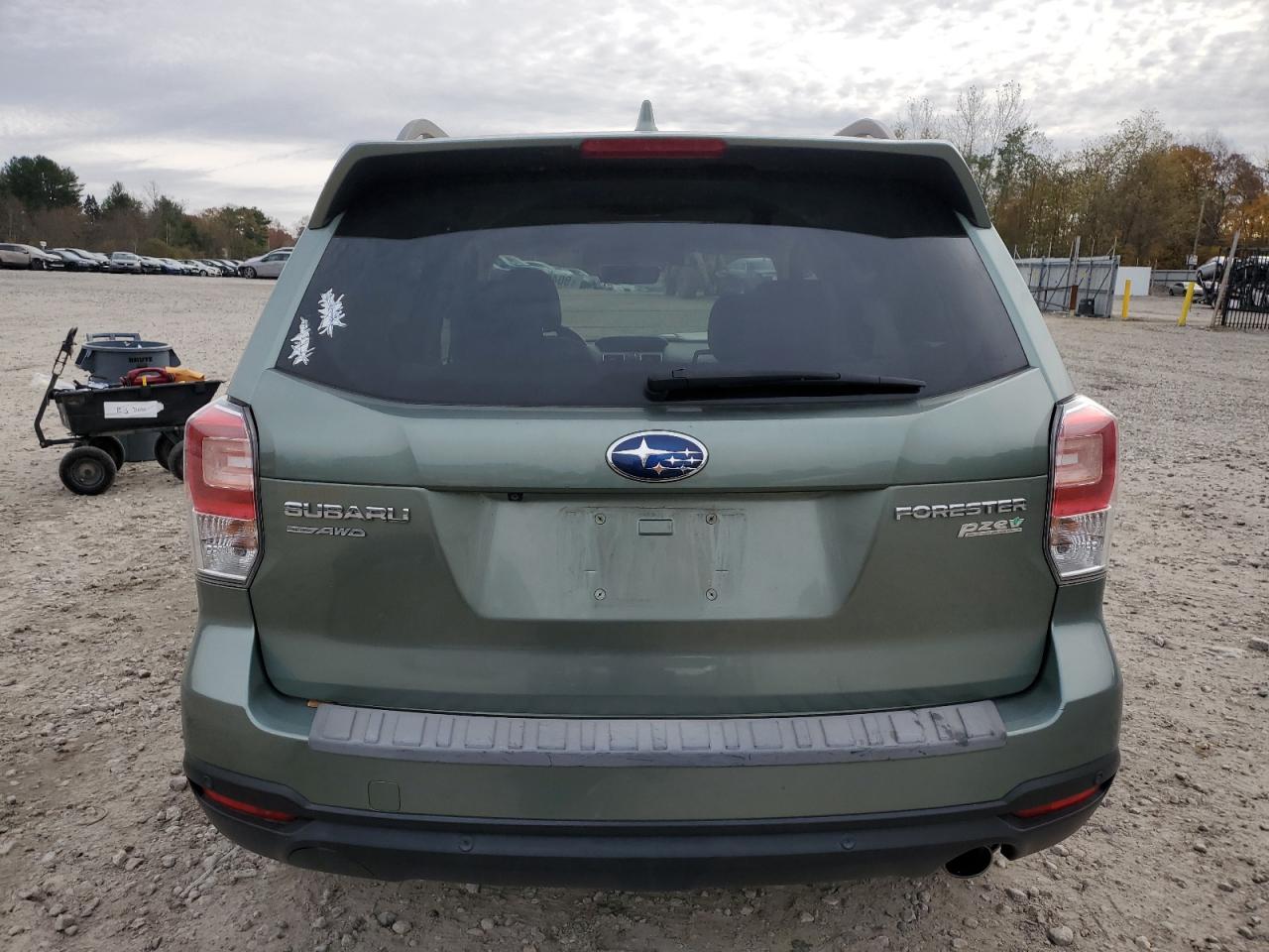 2017 Subaru Forester 2.5I Limited VIN: JF2SJARC9HH806622 Lot: 90469955