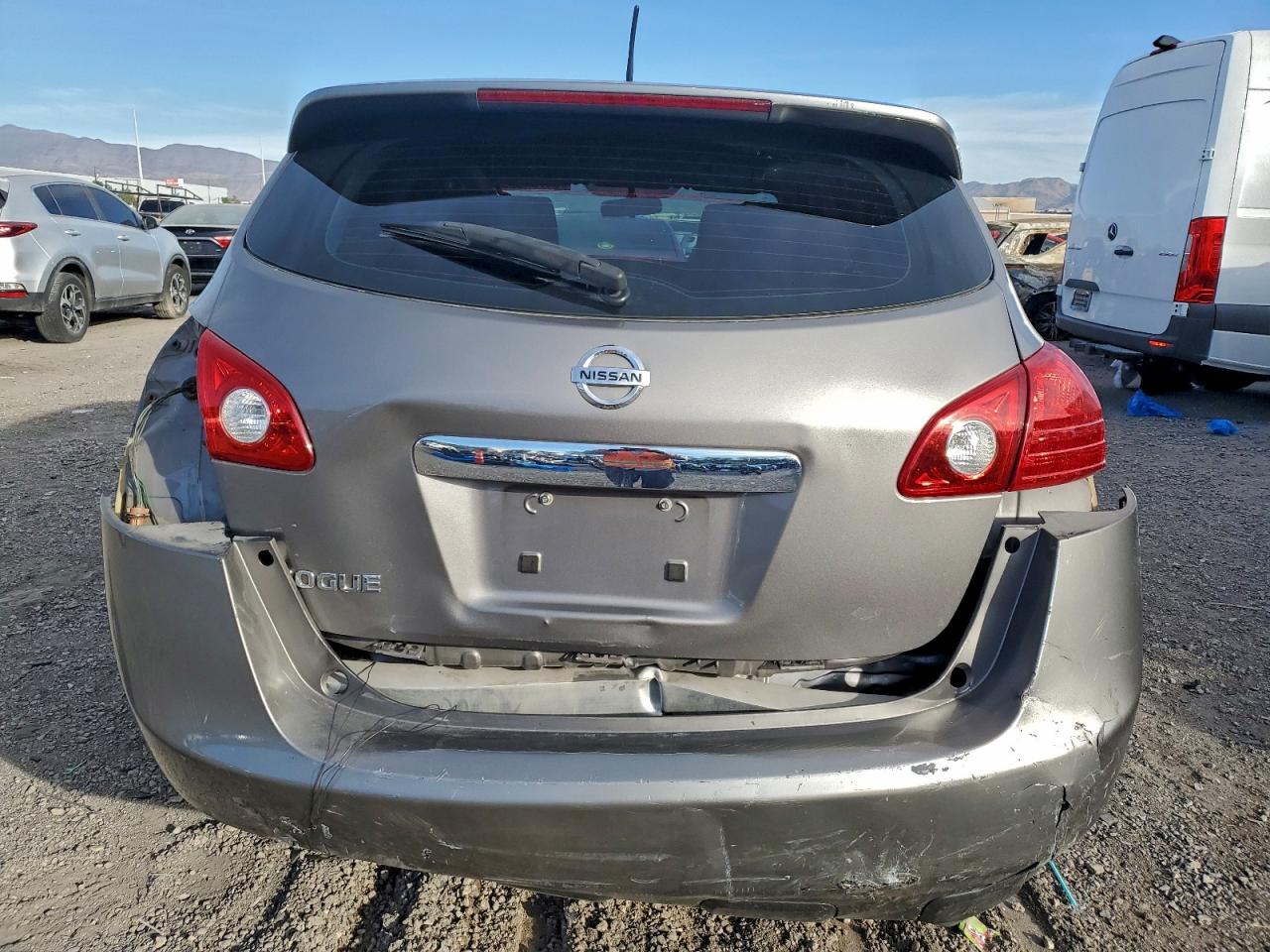 2011 Nissan Rogue S VIN: JN8AS5MT8BW565830 Lot: 94764935
