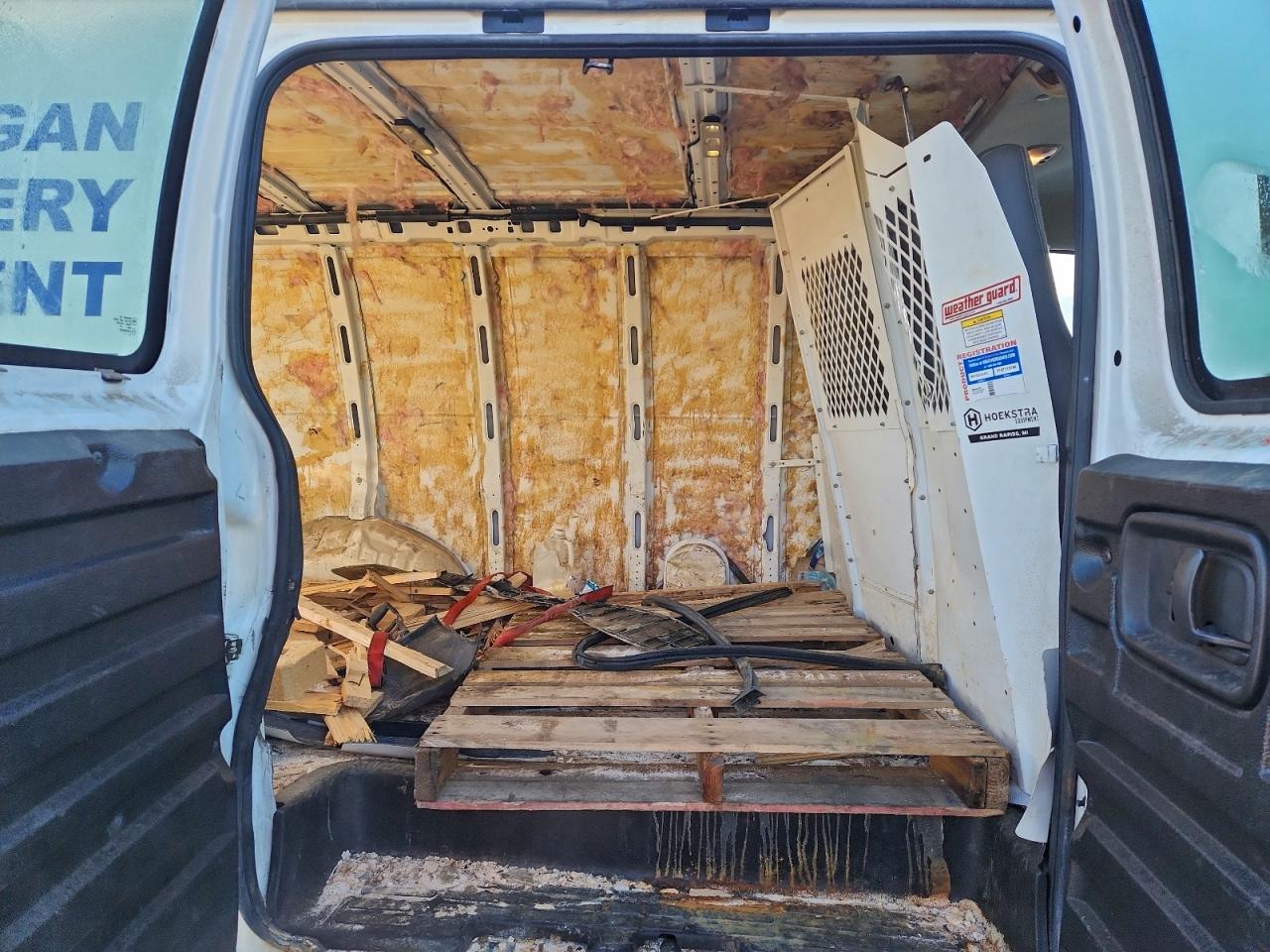 2015 GMC Savana G3500 VIN: 1GTZ7TCG9F1164802 Lot: 92902015