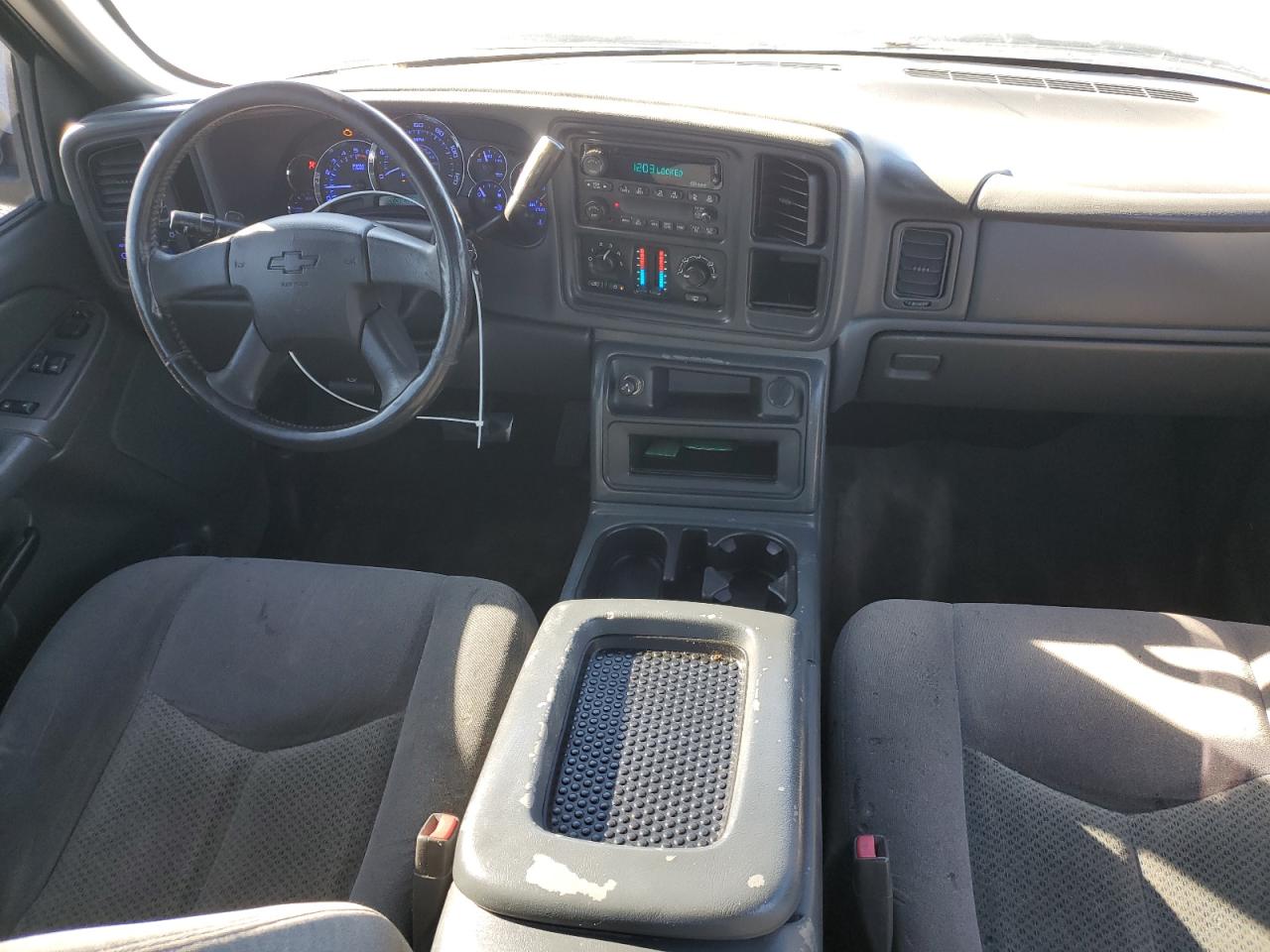 2005 Chevrolet Silverado C1500 VIN: 2GCEC19VX51327213 Lot: 92028985