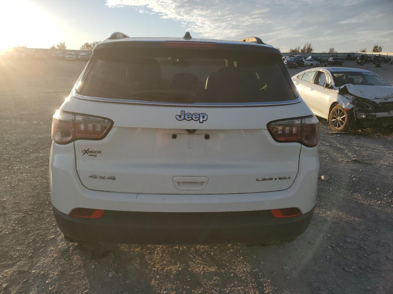 2018 Jeep Compass Limited VIN: 3C4NJDCB3JT290438 Lot: 92461485