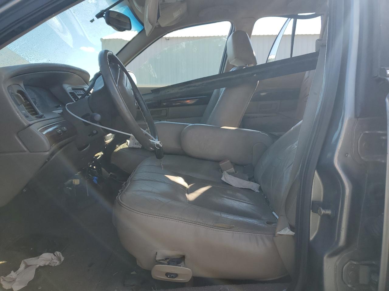 2003 Mercury Grand Marquis Ls VIN: 2MEFM75W33X649204 Lot: 92105415