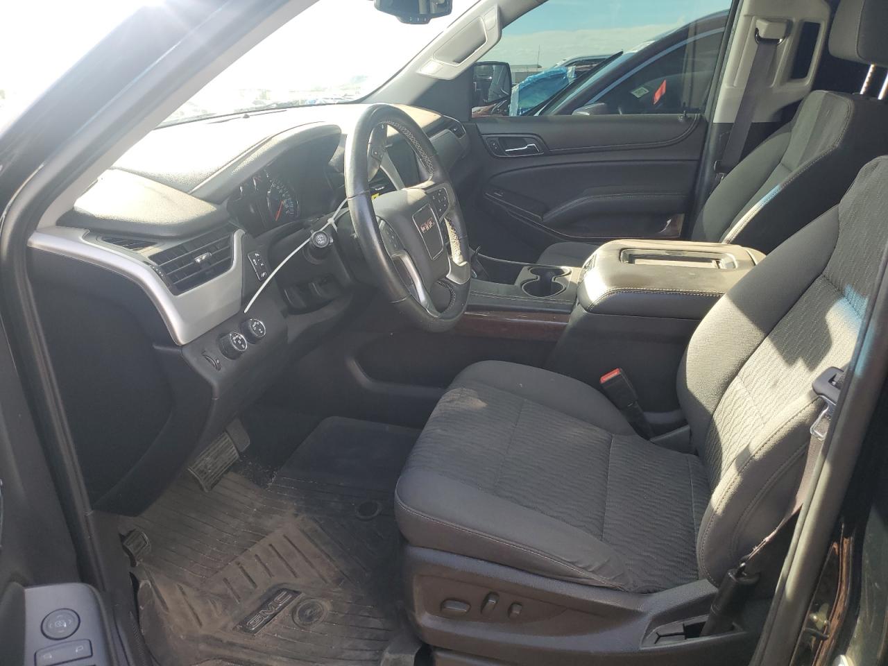 2017 GMC Yukon Sle VIN: 1GKS2AKC8HR384850 Lot: 91377695