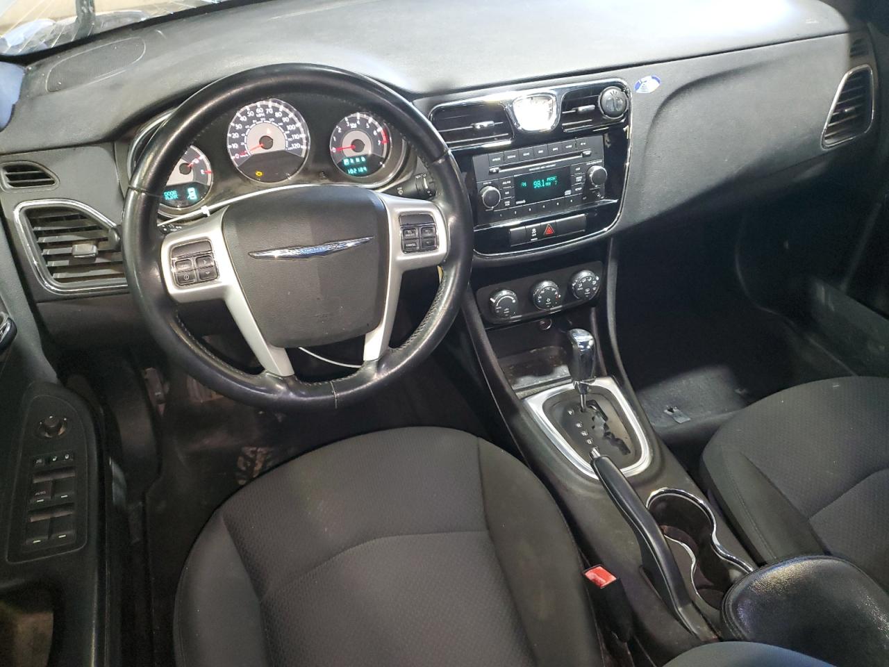 2014 Chrysler 200 Touring VIN: 1C3CCBBB8EN171642 Lot: 92853355