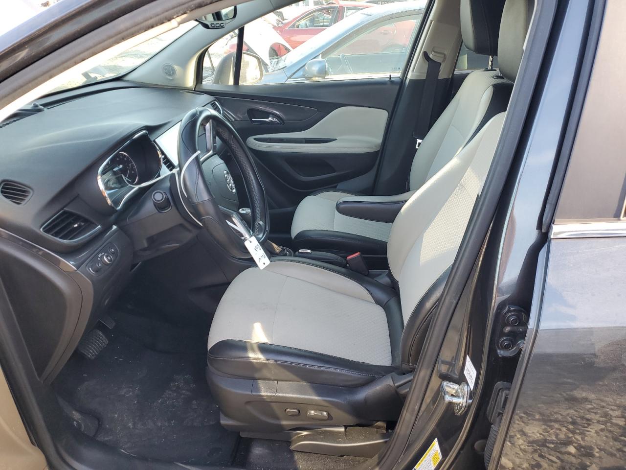 2018 Buick Encore Preferred Ii VIN: KL4CJBSB3JB549146 Lot: 92985495