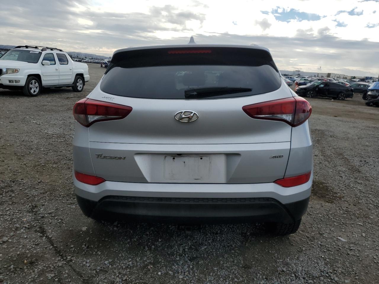 2018 Hyundai Tucson Sel VIN: KM8J3CA46JU697145 Lot: 93947265