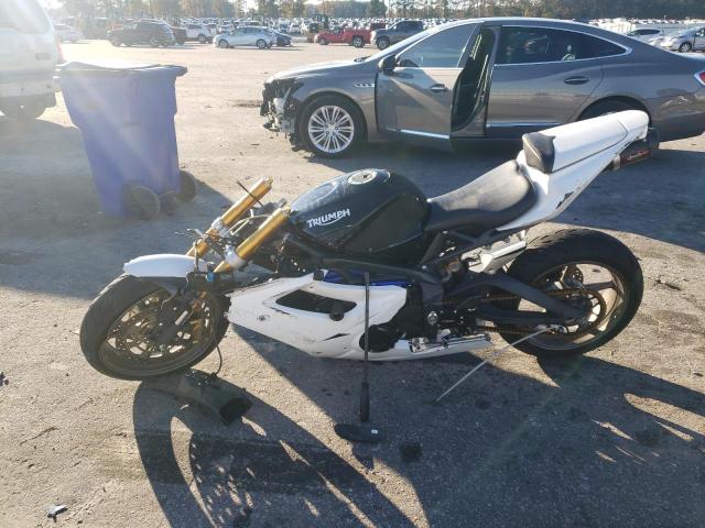 2007 TRIUMPH MOTORCYCLE DAYTONA 675  