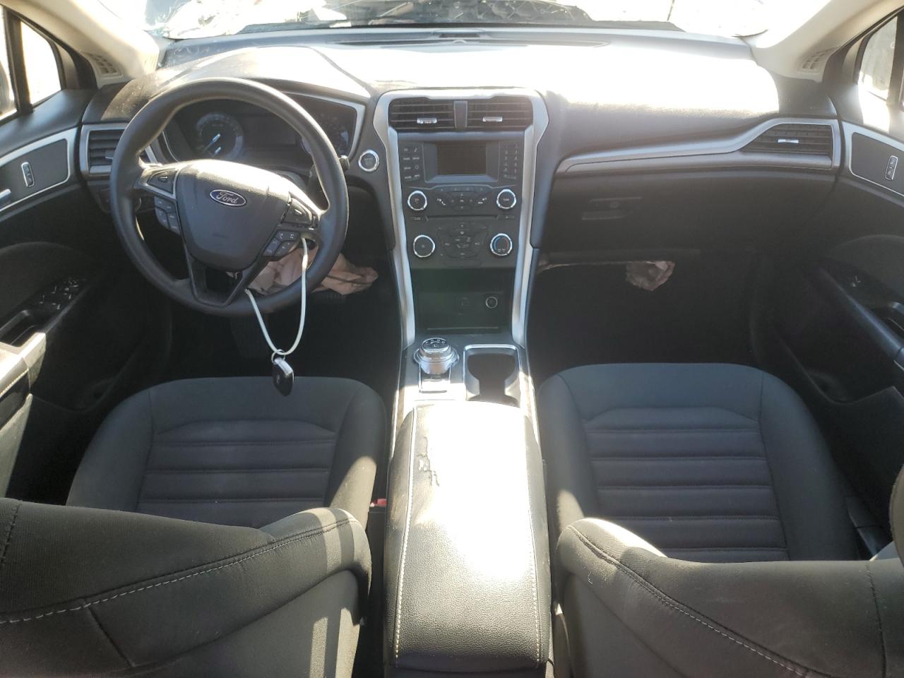 2017 Ford Fusion Se VIN: 3FA6P0H7XHR411947 Lot: 90981175