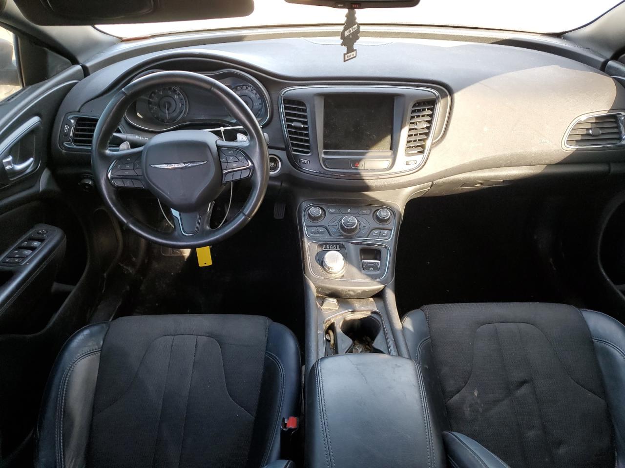 2015 Chrysler 200 S VIN: 1C3CCCBG0FN706918 Lot: 91322455