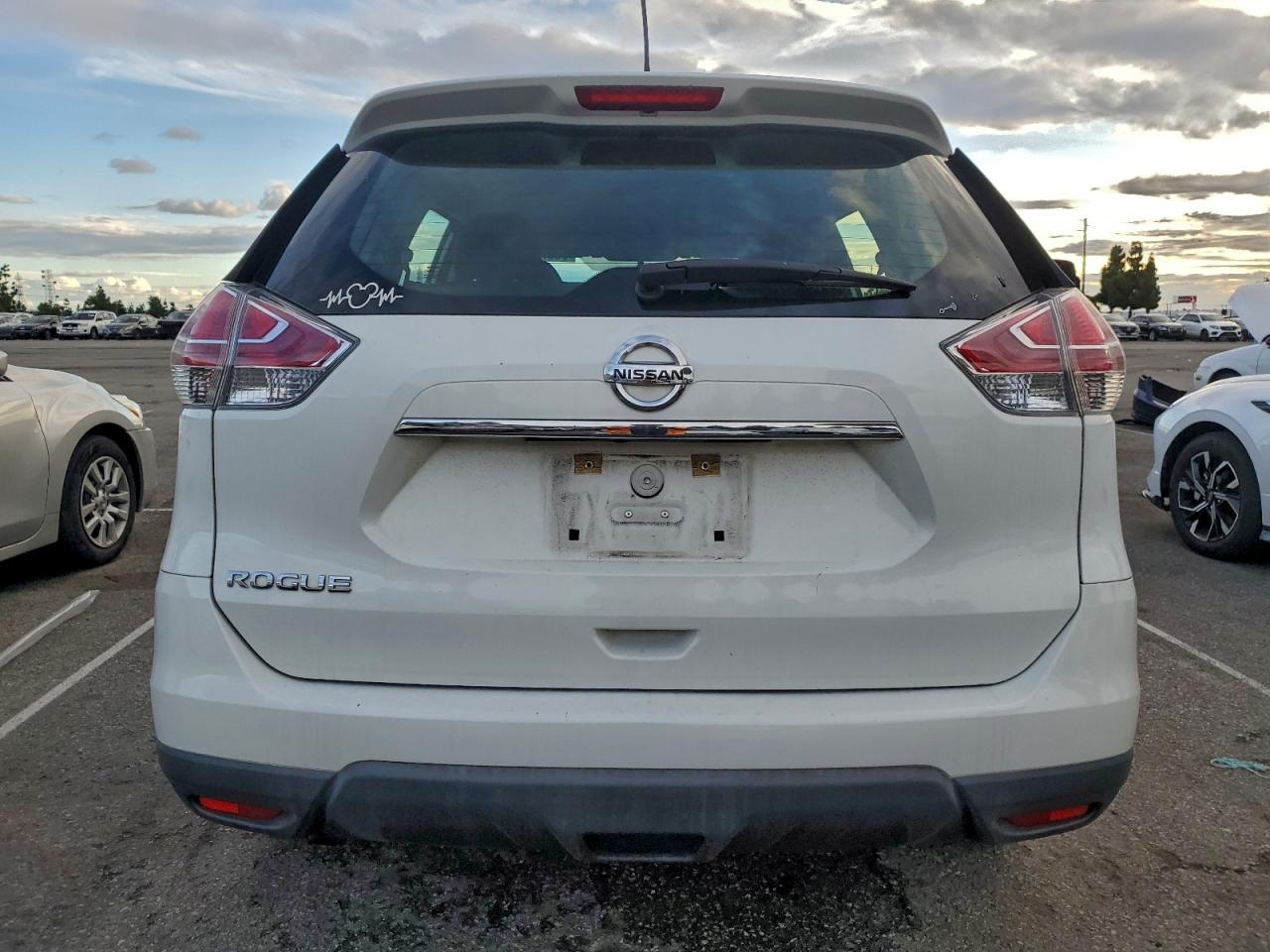 2016 Nissan Rogue S VIN: 5N1AT2MT4GC754986 Lot: 93876485