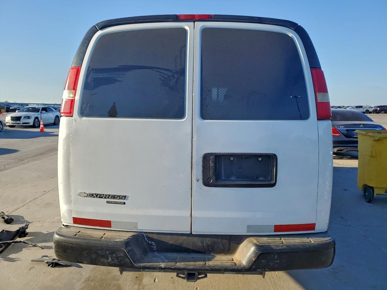 2014 Chevrolet Express G2500 VIN: 1GCWGFCA2E1201087 Lot: 93035895