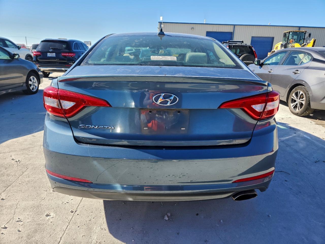 2015 Hyundai Sonata Se VIN: 5NPE24AF5FH151857 Lot: 94728625