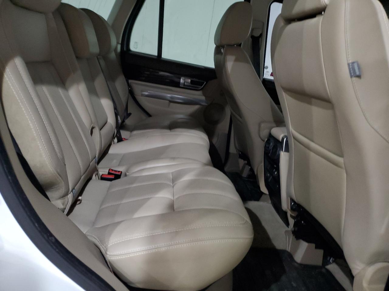 2011 Land Rover Range Rover Sport Lux VIN: SALSK2D45BA292990 Lot: 91312075