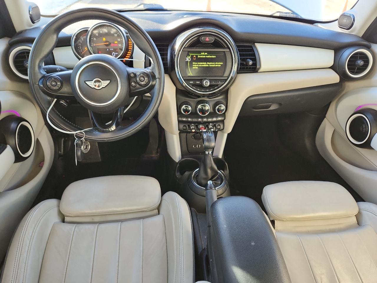 2015 Mini Cooper VIN: WMWXS5C56FT830841 Lot: 93244825