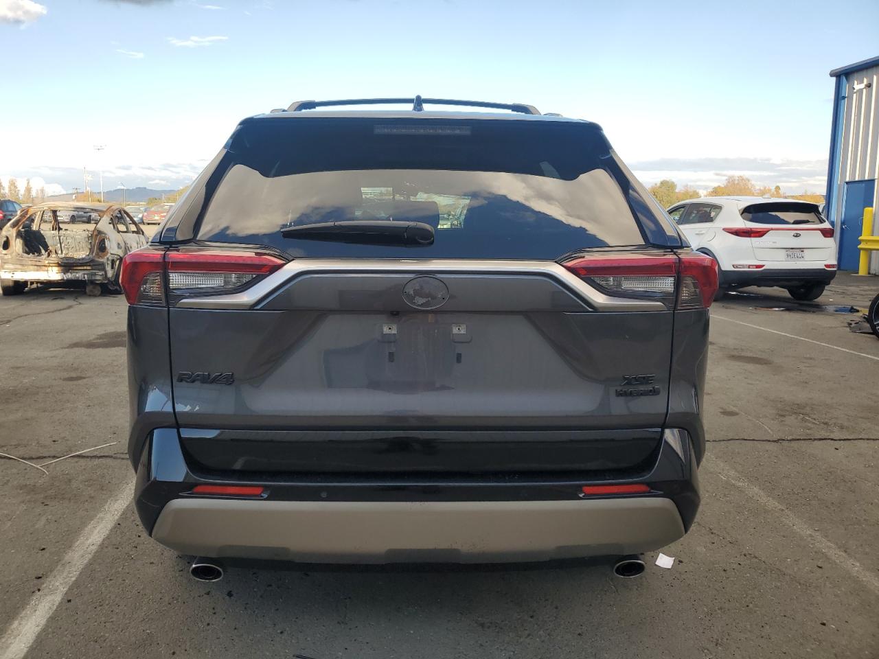 2022 Toyota Rav4 Xse VIN: JTME6RFVXND530505 Lot: 92319275