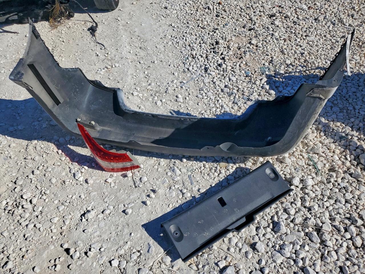 2015 Nissan Sentra S VIN: 3N1AB7APXFY315117 Lot: 94000335