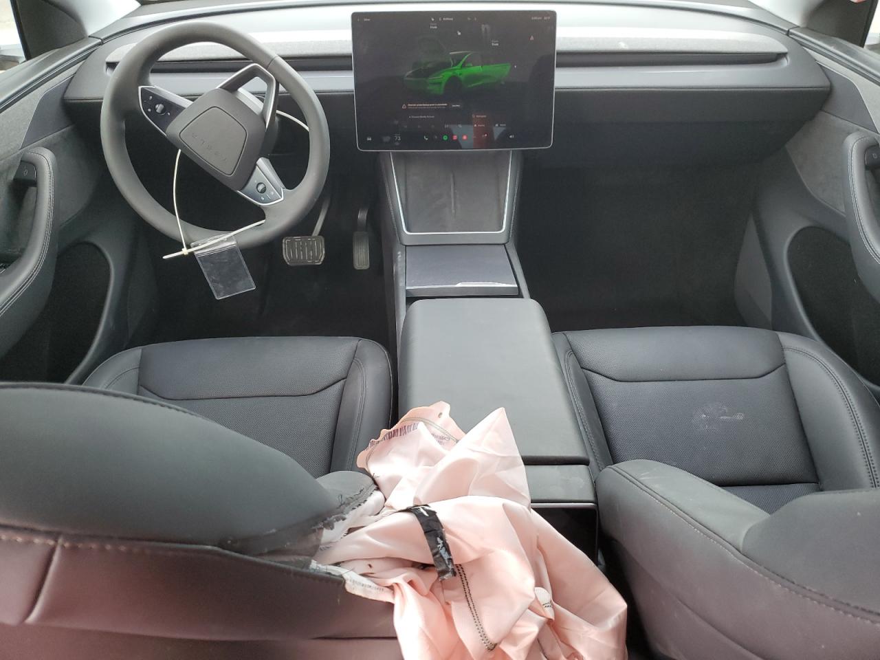 2026 Tesla Model Y VIN: 7SAYGDED5TA416150 Lot: 90472595