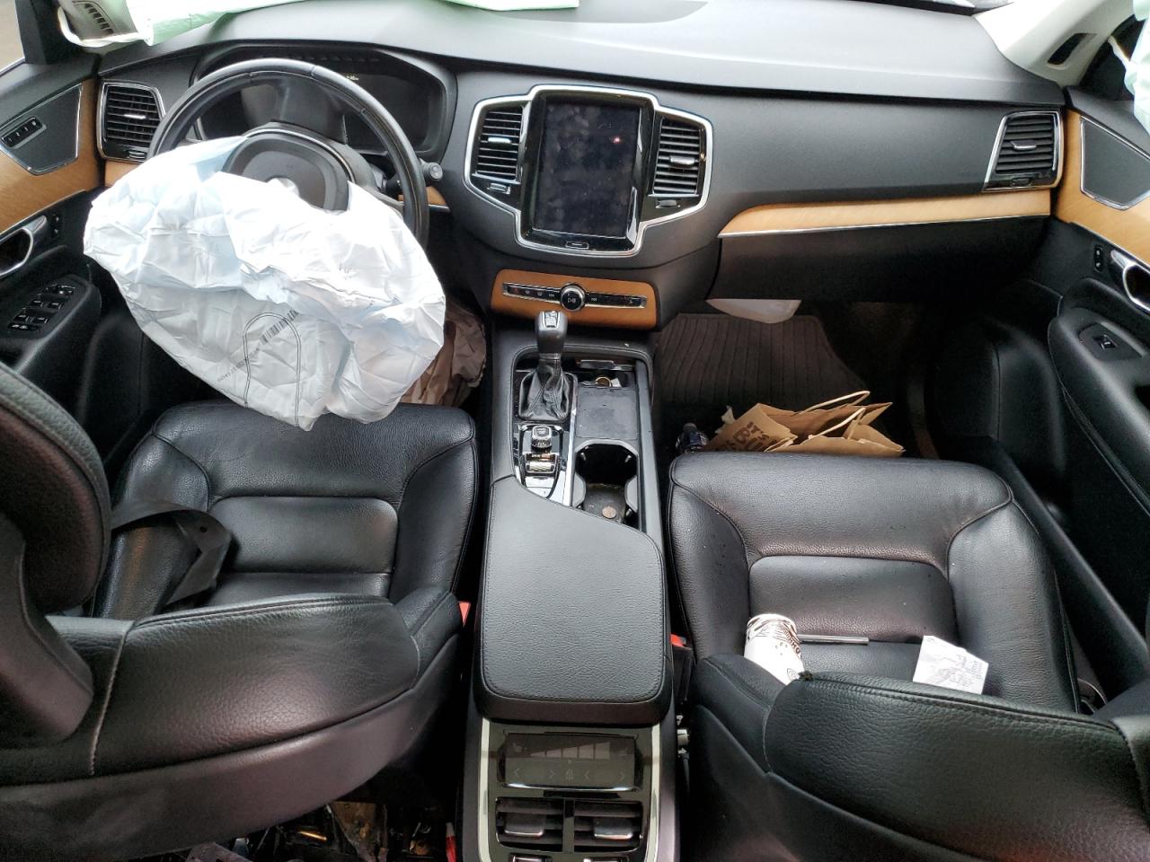 2021 Volvo Xc90 T6 Momentum VIN: YV4A22PK5M1672747 Lot: 93176065