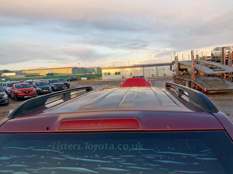 2004 TOYOTA LAND CRUISER 3.0 D-4D LC4 5DR AUTO