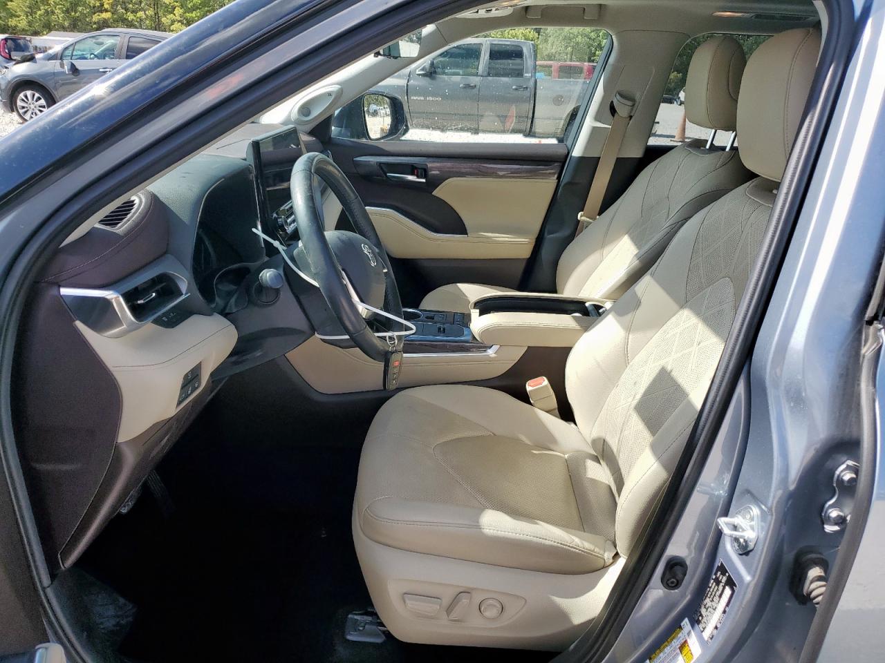 2021 Toyota Highlander Platinum VIN: 5TDFZRAH3MS057272 Lot: 92601505