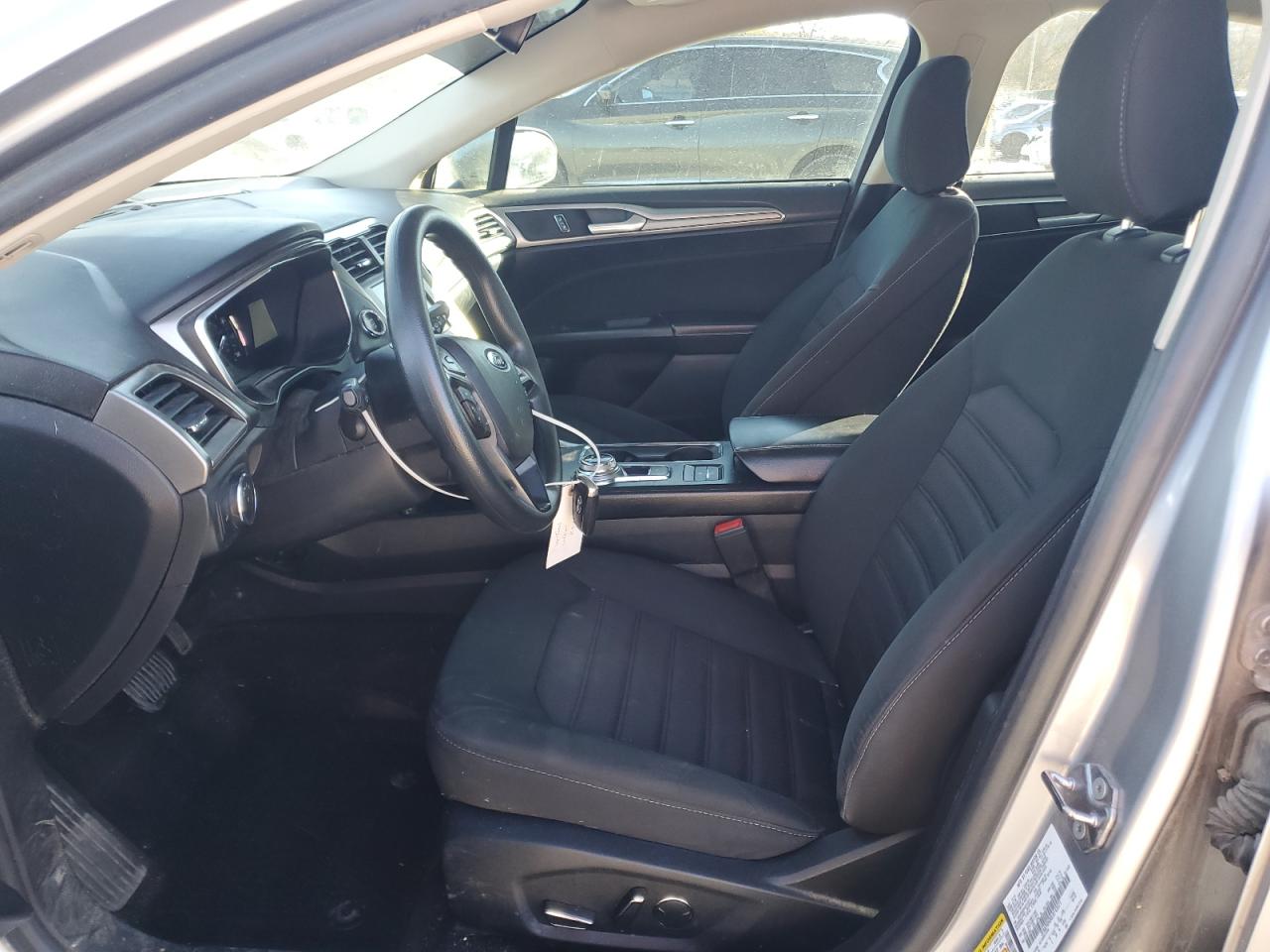 2020 Ford Fusion Se VIN: 3FA6P0HD0LR143571 Lot: 92218965