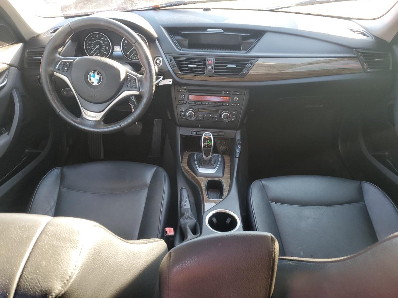 Фото: WBAVL1C51DVR82993