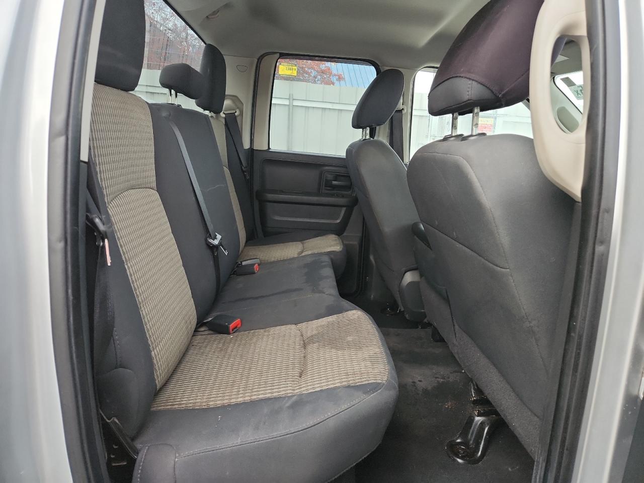 2011 Dodge Ram 1500 VIN: 1D7RV1GP4BS558240 Lot: 91860045