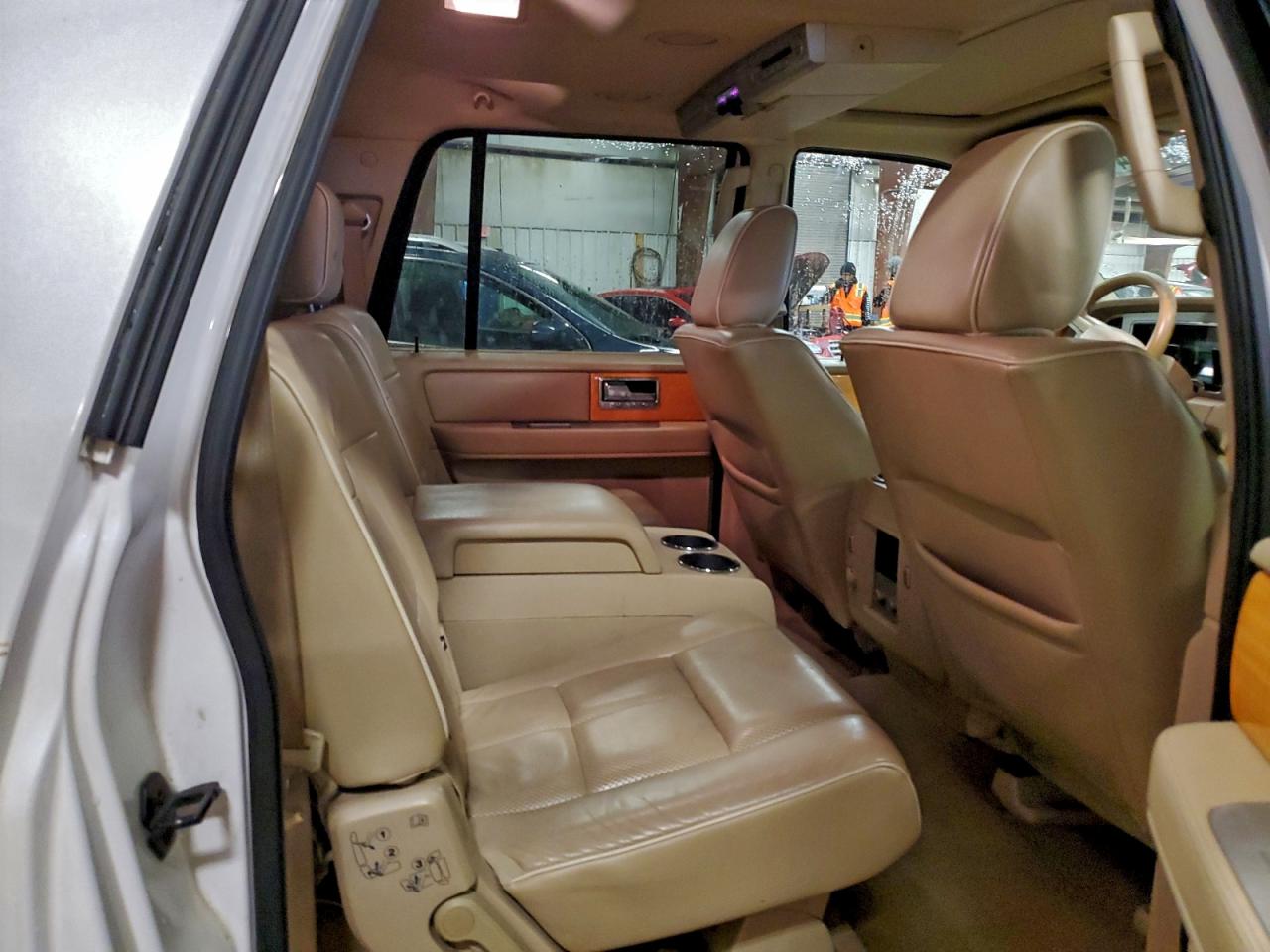 2009 Lincoln Navigator L VIN: 5LMFL285X9EJ02069 Lot: 94117065