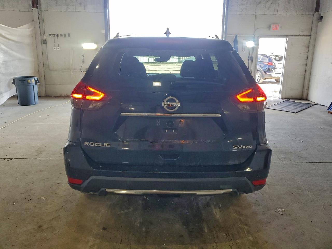 2019 Nissan Rogue S VIN: 5N1AT2MV5KC700137 Lot: 94463755