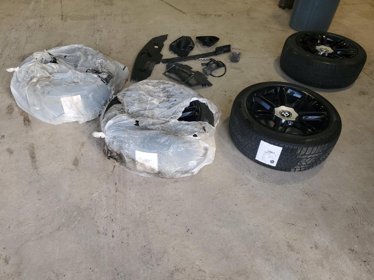 2021 Bentley Bentayga VIN: SJAAM2ZVXMC034004 Lot: 91357085