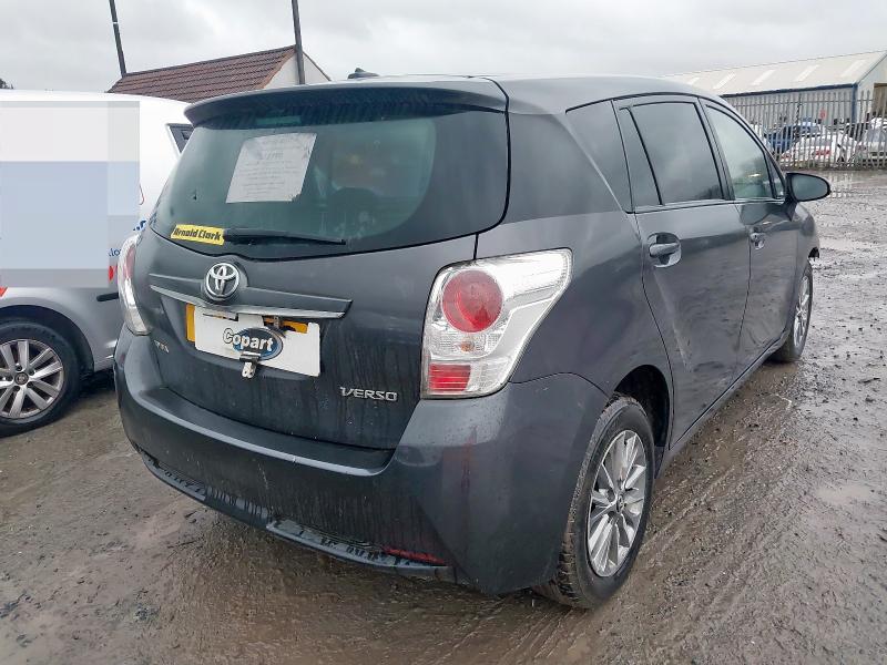 2015 TOYOTA VERSO 1.6 D-4D TREND 5DR