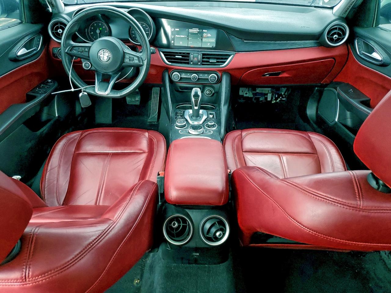 2020 Alfa Romeo Giulia VIN: ZARFAMAN8L7632111 Lot: 94140145