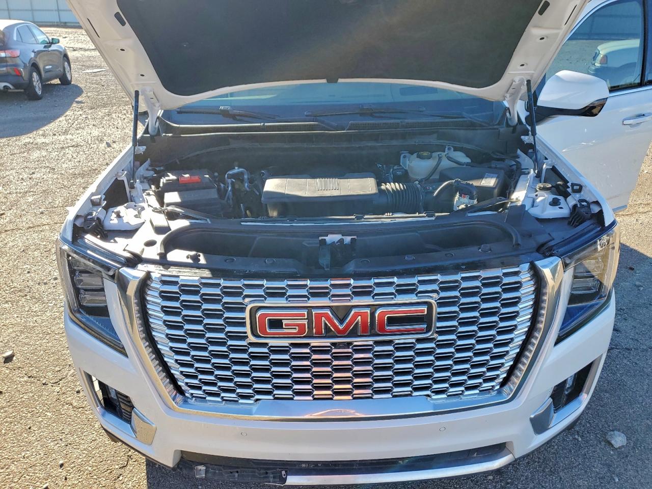 2021 GMC Yukon Xl Denali VIN: 1GKS2JKL0MR140748 Lot: 94237085