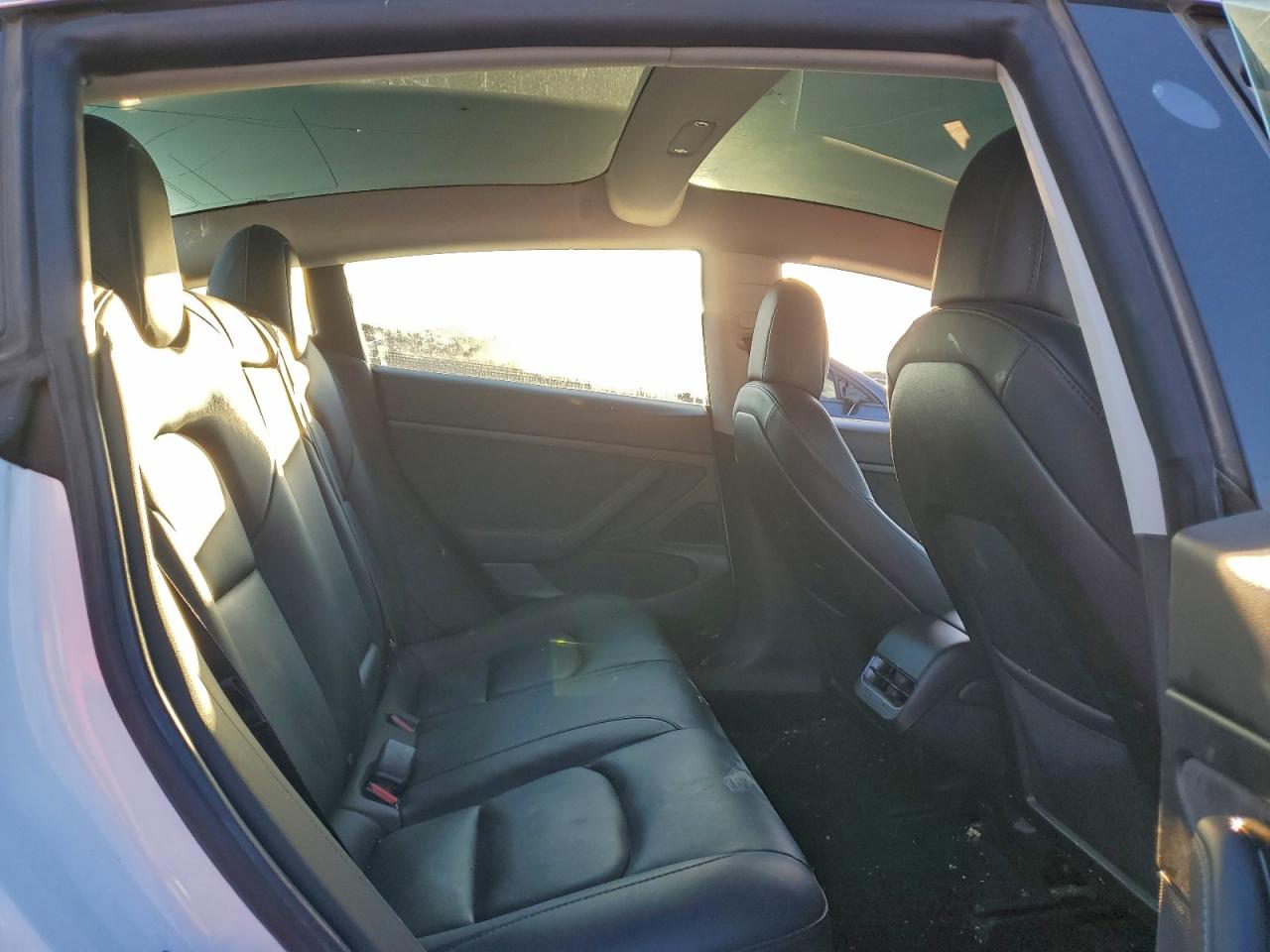 2020 Tesla Model 3 VIN: 5YJ3E1EAXLF744832 Lot: 91272605