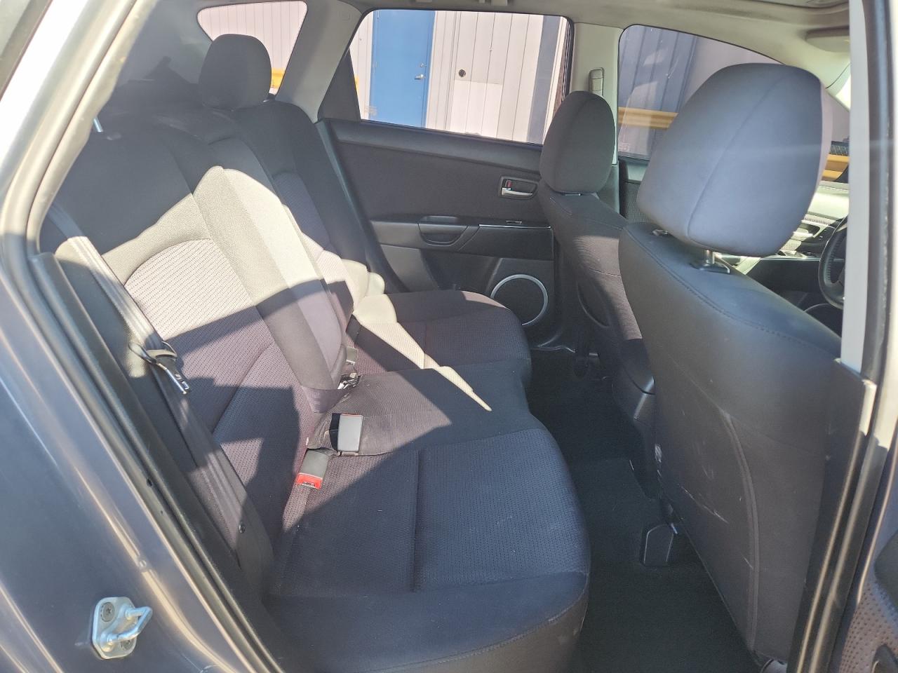 2007 Mazda 3 Hatchback VIN: JM1BK344671717198 Lot: 93759555