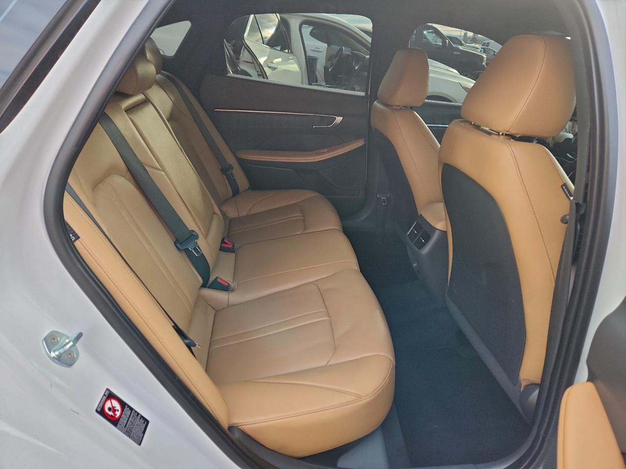 2022 Hyundai Sonata Limited VIN: KMHL34J22NA187685 Lot: 93908625