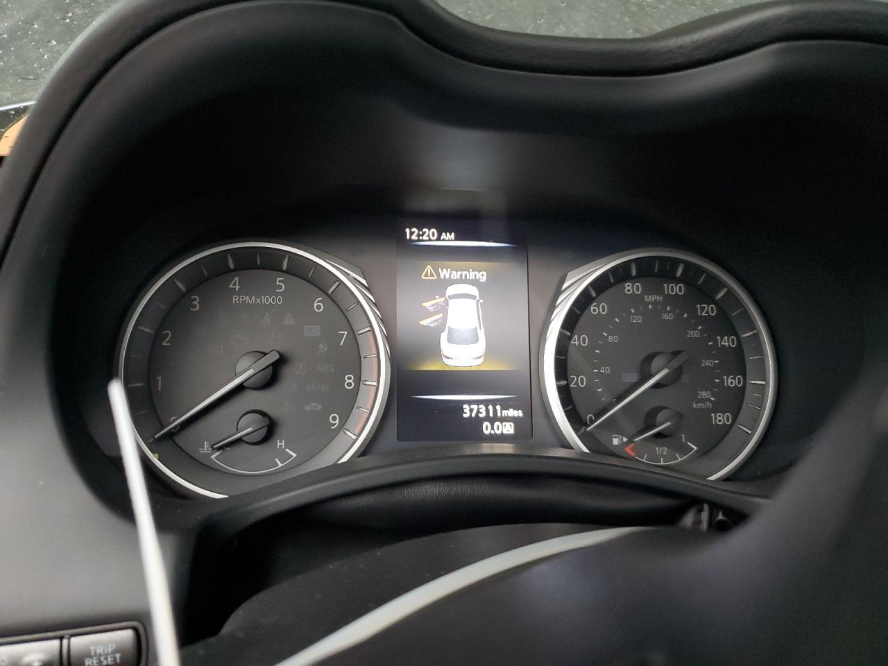 2018 Infiniti Q50 Luxe VIN: JN1EV7AP7JM355384 Lot: 93154785