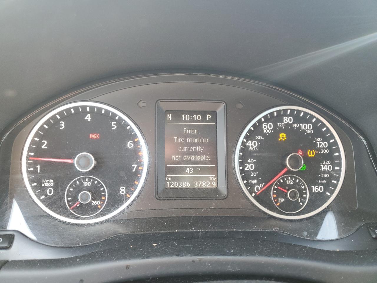 2014 Volkswagen Tiguan S VIN: WVGBV3AXXEW626162 Lot: 93329415