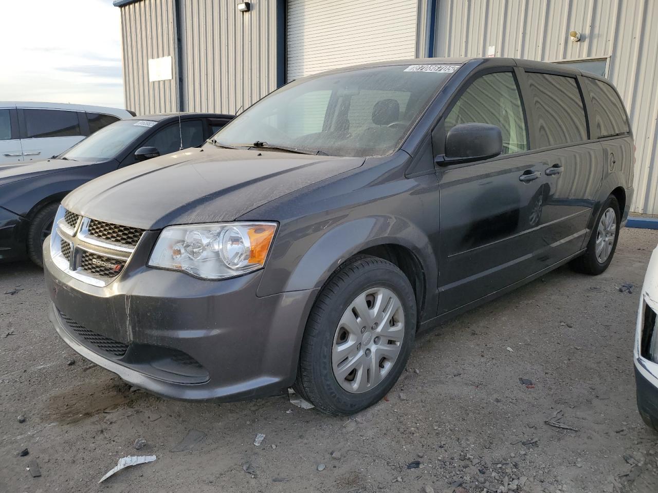 2C4RDGBG1HR735473 DODGE CARAVAN Photo 1